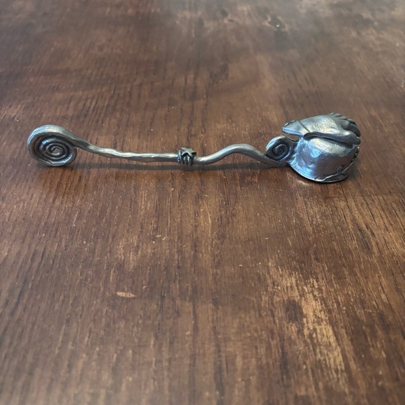 Solid Pewter Fairy Butlers Hand‎ Candle Snuffer - Picture 1 of 5